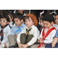 Día de la Cruz de los Milagros y el cumple del Colegio - Turno TARDE
